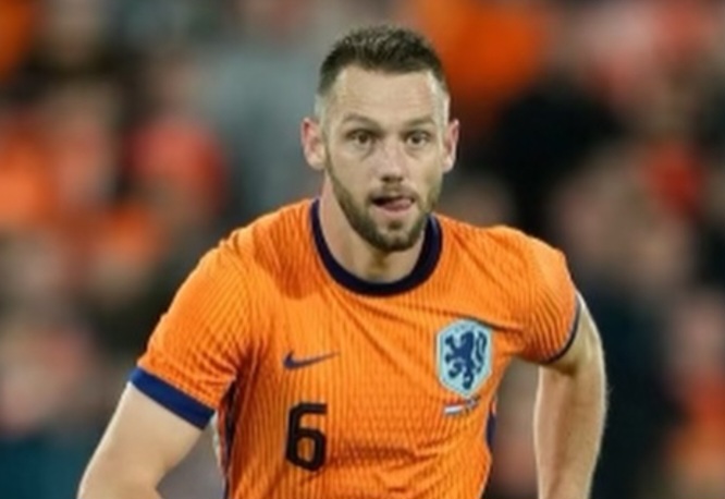 Stefan de Vrij miste Virgil van Dijk.