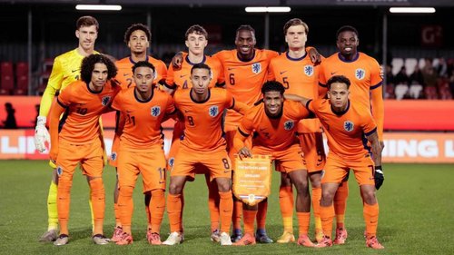 Jong Oranje houd Jong Engeland op 1-1